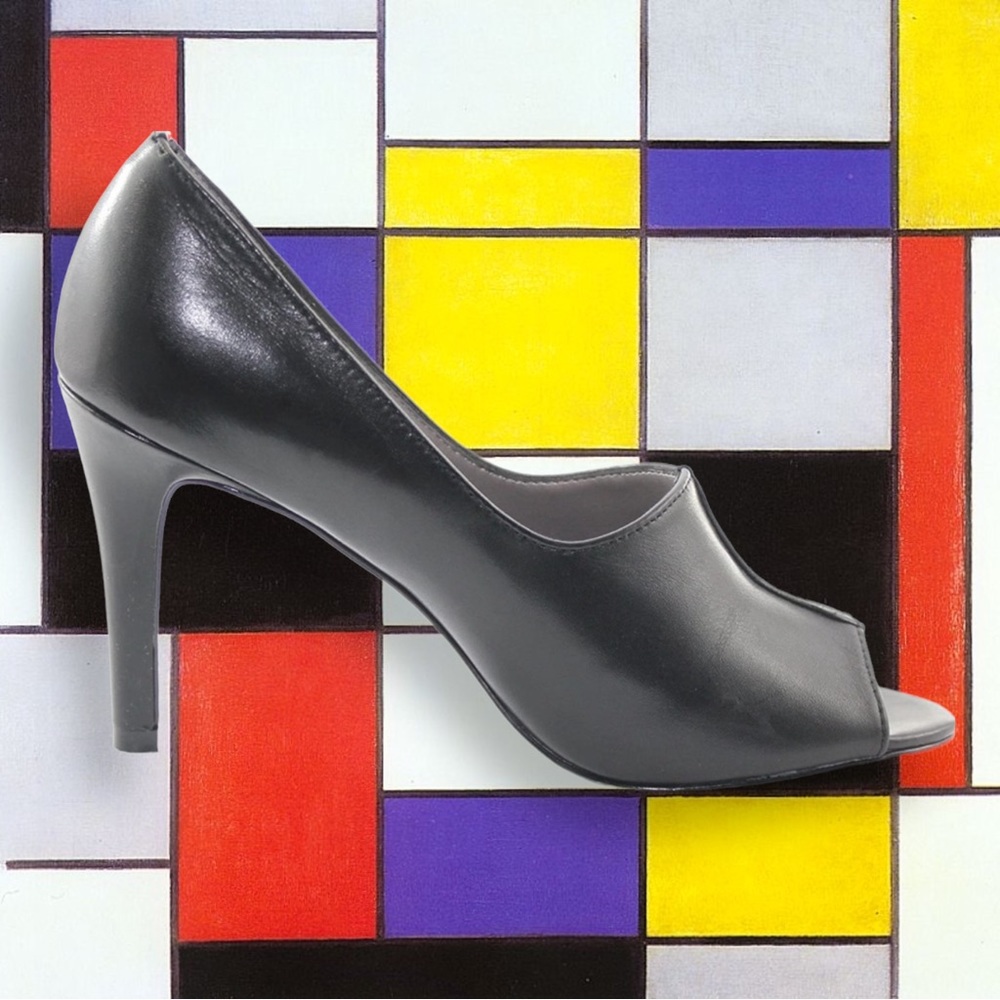 TAHARI: “Walden” Peep Toe Heels